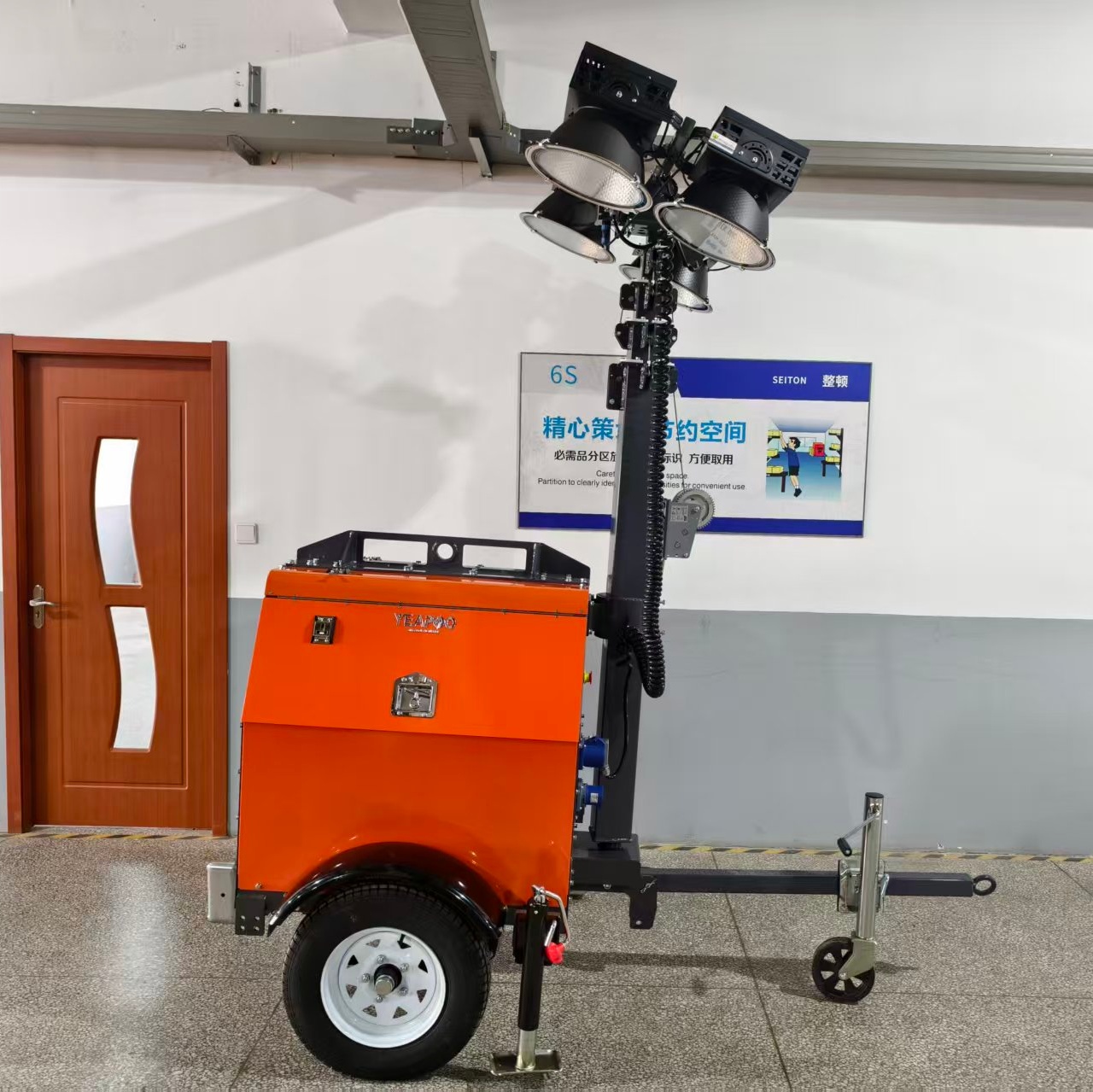Mobile light tower with trailer